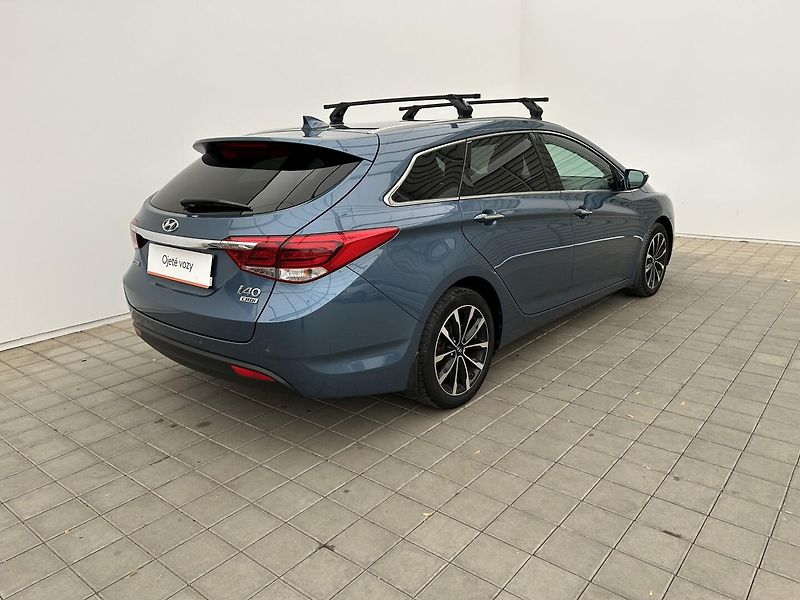 Hyundai i40 1.7 CRDI Experience - fotka 2 z 24