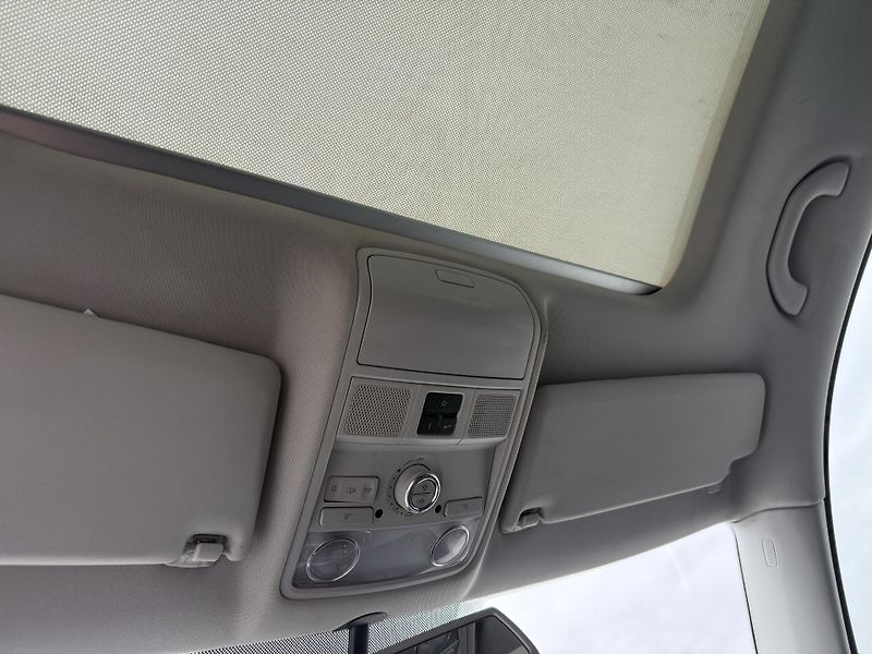 Volkswagen Tiguan 2.0TDi 125kW 4MOTION - fotka 17 z 19