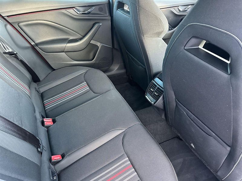 Škoda Scala (2024) 1.0 TSI DSG Monte Carlo - fotka 10 z 30