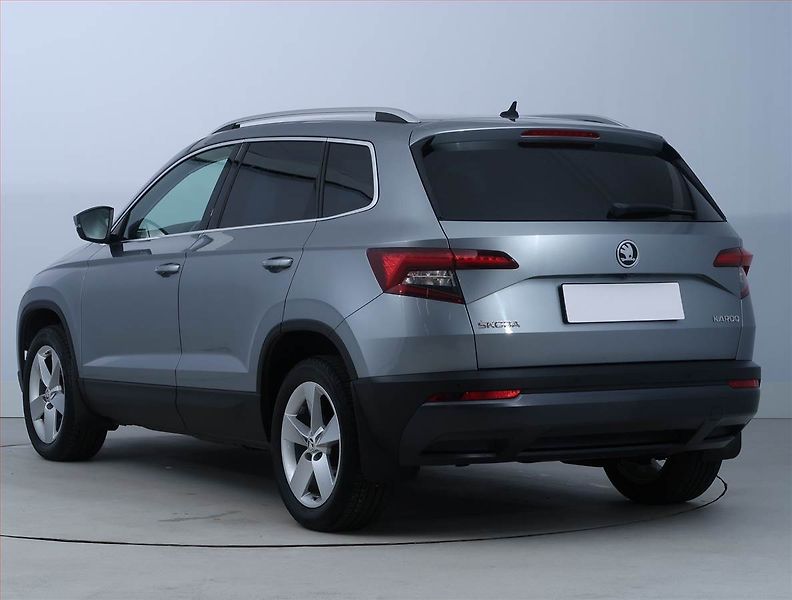 Škoda Karoq (2018) Style Plus 1.6 TDI, Automat - fotka 4 z 23