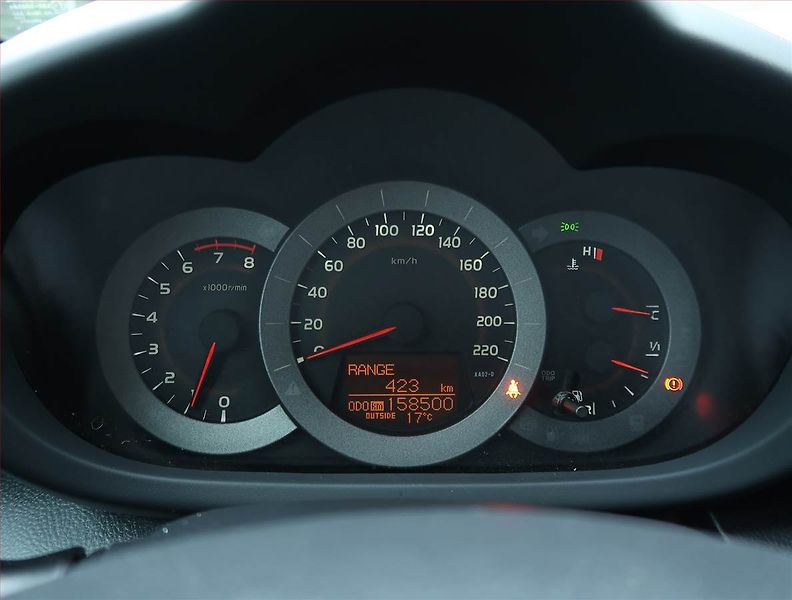 Toyota RAV4 (2011) 2.0 VVT-i, 4X4, Kůže - fotka 11 z 20