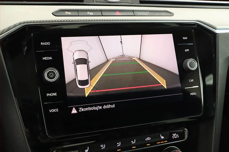 Volkswagen Arteon (2018) R-line 2.0 TSI 4Motion - fotka 20 z 21