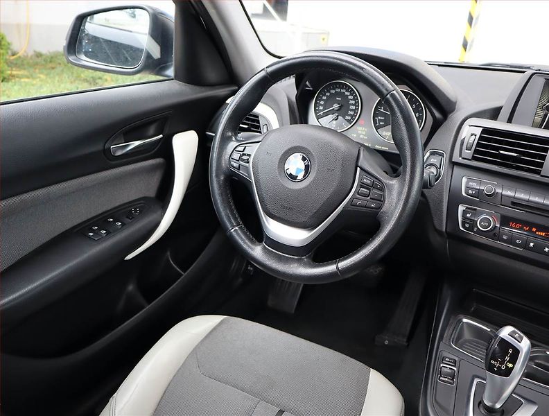 BMW Řada 1 (2014) 118i, Automat, Serv.kniha - fotka 7 z 16
