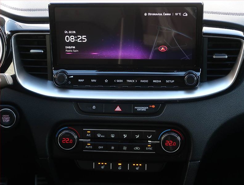 Kia XCeed (2023) GT Line 1.5 T-GDI, Serv.kniha - fotka 12 z 22