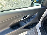 Hyundai i30 1,5 i Family Comfort - náhled 11