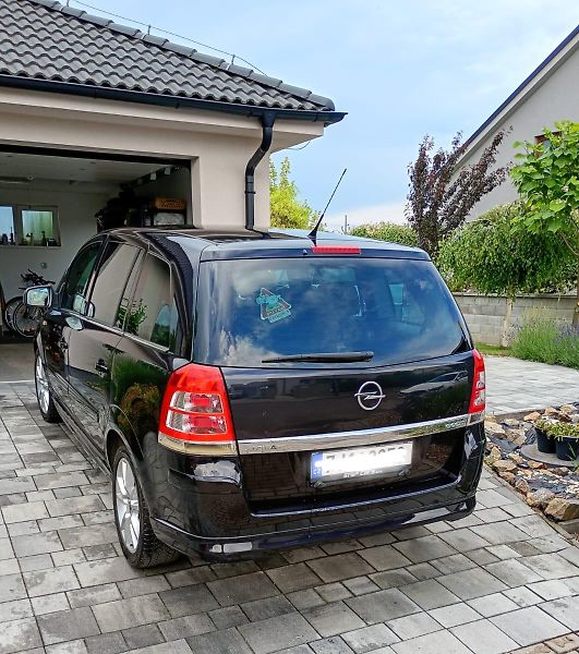 Opel Zafira (2012) 2012, NAFTA 92kw, 7míst, MPV - fotka 5 z 7