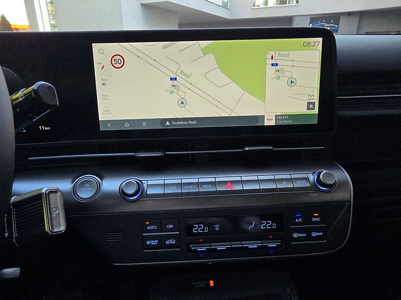 Hyundai Kona (2026) 64.8kwh Smart Range Clima - fotka 18 z 25