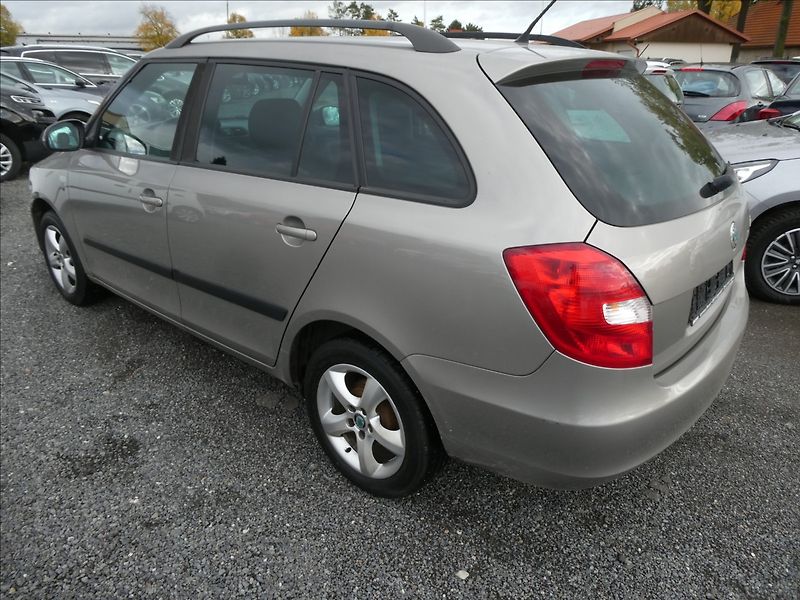 Škoda Fabia 1,2 HTP 51kW Family,po servise - fotka 7 z 42