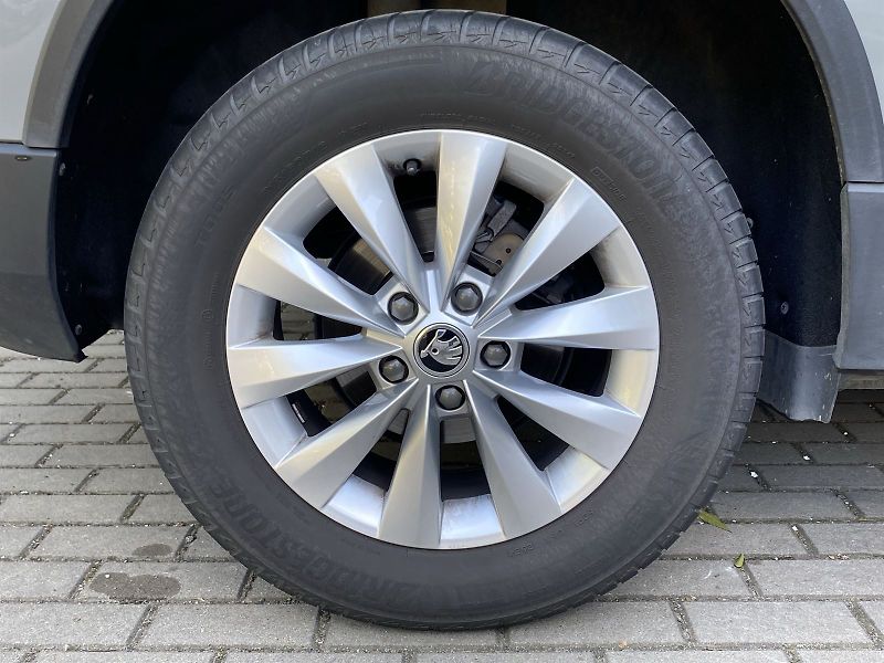 Škoda Karoq (2024) 1.5 TSI Selection - fotka 30 z 34