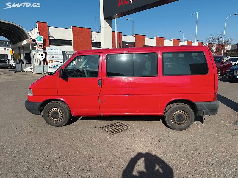 Volkswagen Transporter 2.5 TDi 75kw koupeno v CZ - fotka 8 z 15
