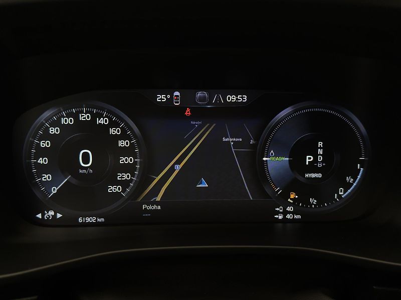 Volvo XC40 T5 RECHARGE CZ - fotka 16 z 48