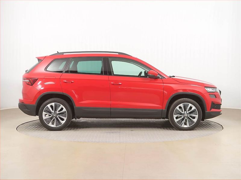 Škoda Karoq (2023) 1.5 TSI - fotka 6 z 16