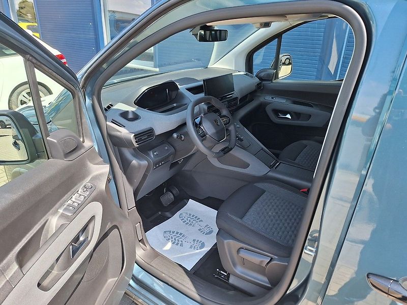 Peugeot Rifter (2026) LONG GT BHDi 130 EAT8 - fotka 15 z 19