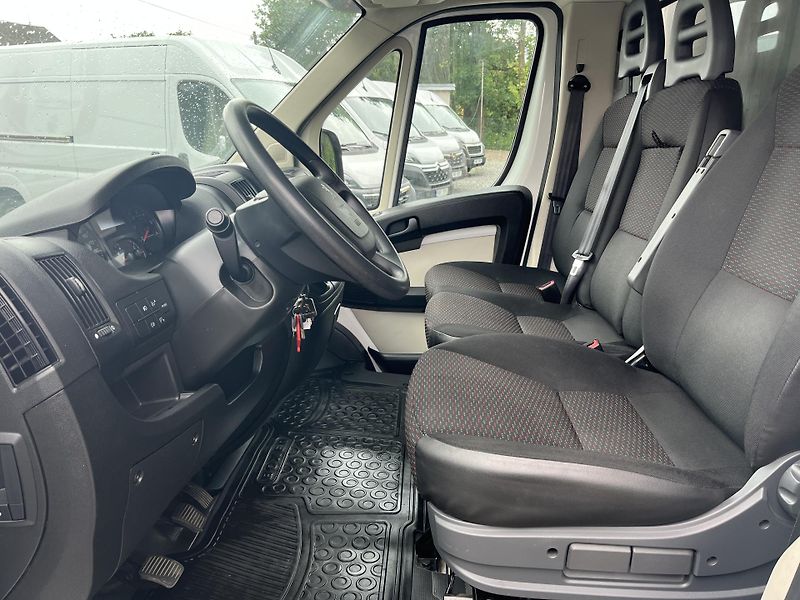 Peugeot Boxer (2020) 2.0 HDI ČR 1 MAJ WEBASTO SPANÍ - fotka 10 z 21