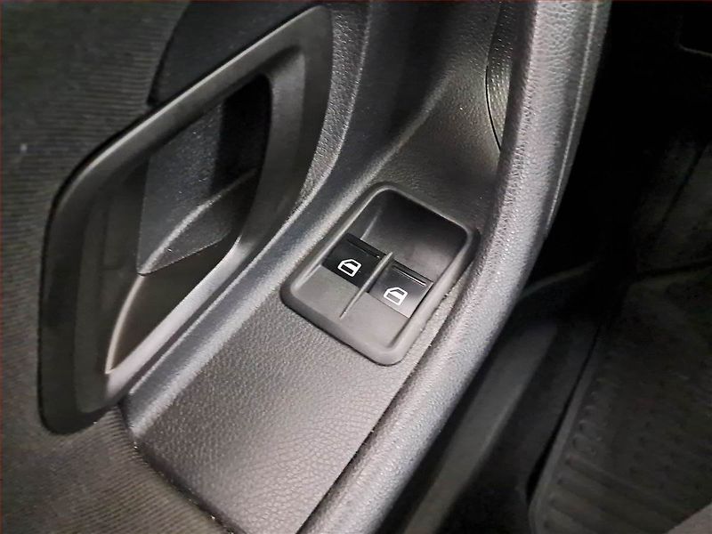 Škoda Roomster (2011) 1.2 TSI, Park. senzory - fotka 15 z 15