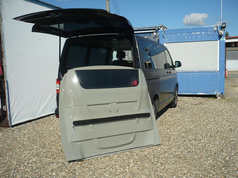 Volkswagen Transporter 2.0TDI DPH 3/9Míst Osobní - fotka 23 z 25