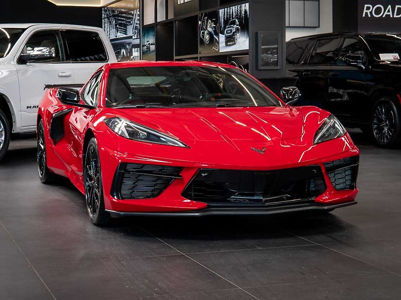 Chevrolet Corvette (2026) 6.2 Stingray 3LT Z51 Facelift - fotka 10 z 45