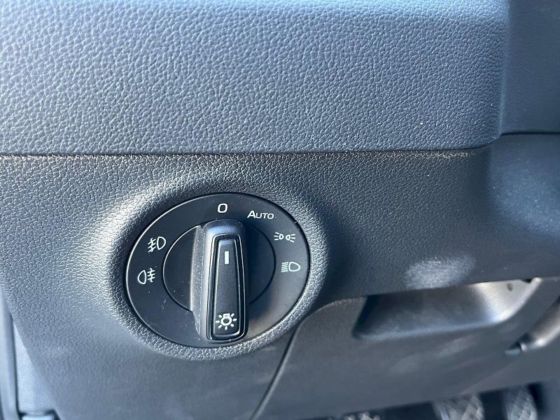 Škoda Karoq (2025) Drive 1,5TSI 110kW 6-ti. st. m - fotka 28 z 35