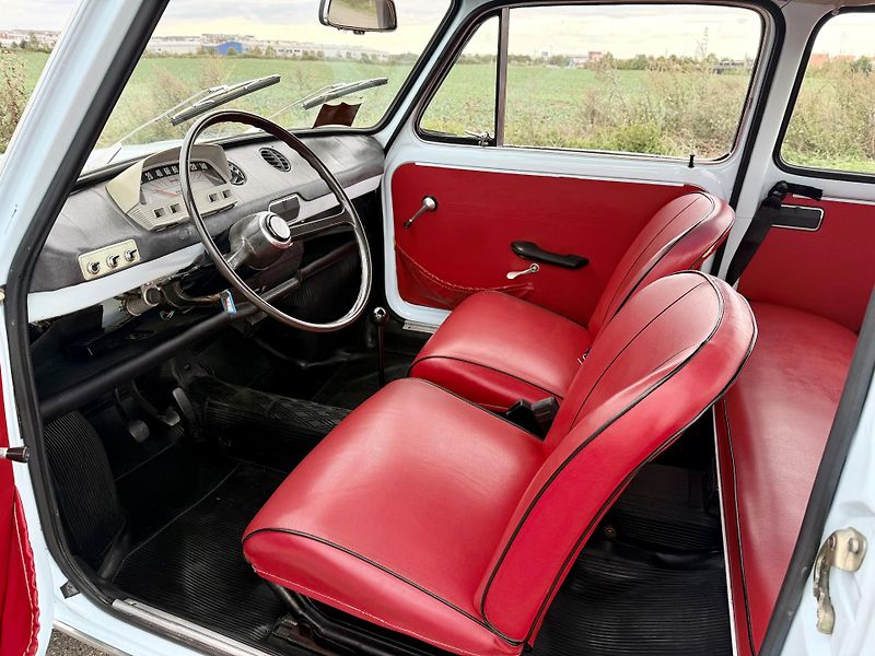 Fiat 850 100 G Berlina Super - fotka 19 z 26