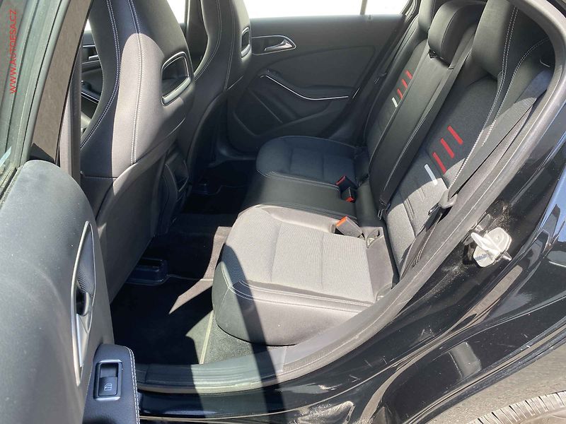 Mercedes-Benz Třídy A (2016) 1.6i, ČR, AT, LED, AC - fotka 10 z 19