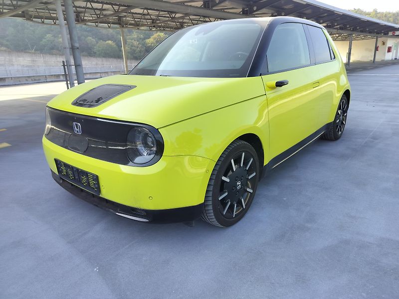 Honda e Advance, kůže - fotka 3 z 26
