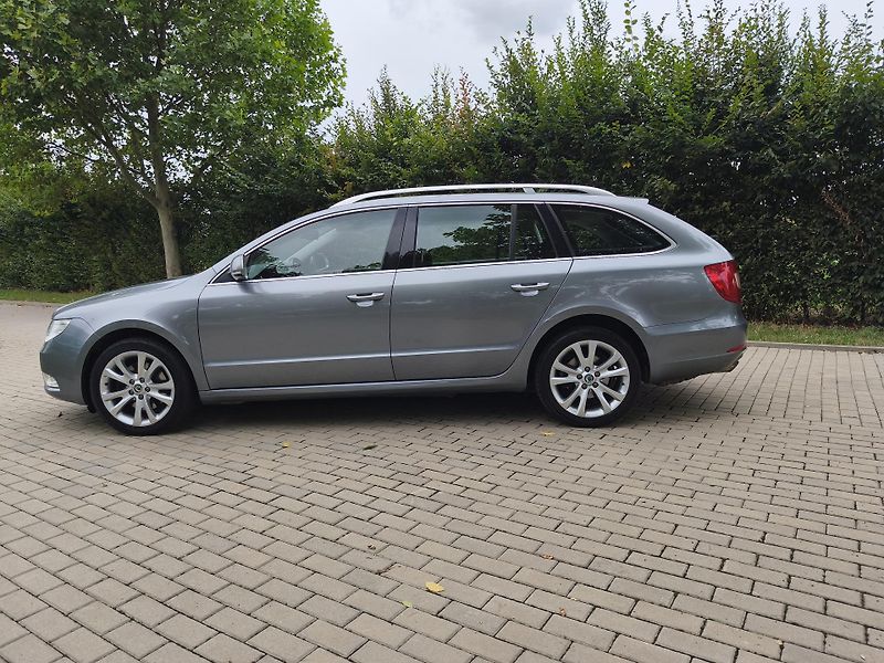 Škoda Superb 2.0 tdi Ambition - fotka 4 z 26
