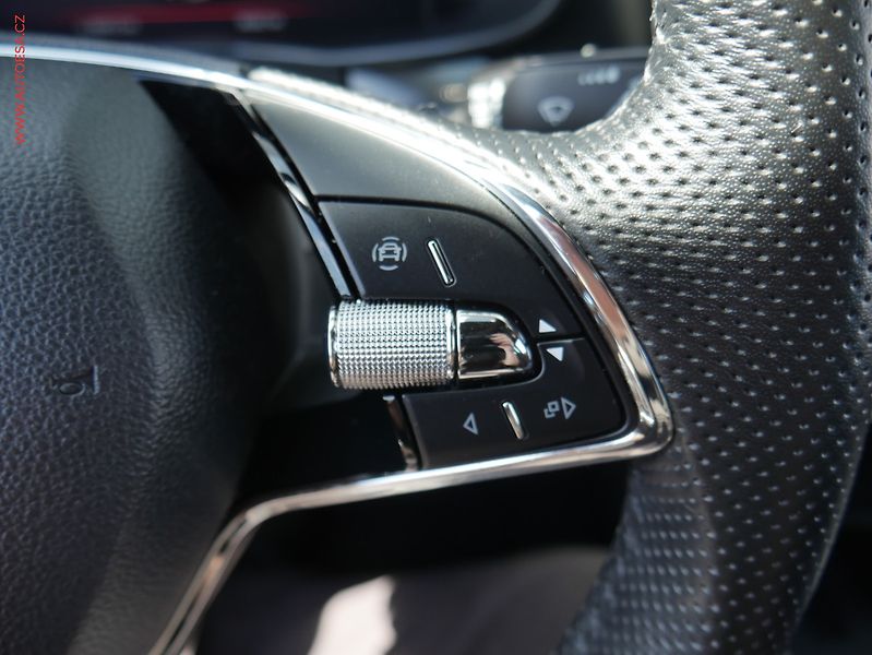 Škoda Scala (2023) 1.0TSi, ČR, Monte Carlo, LED - fotka 13 z 26