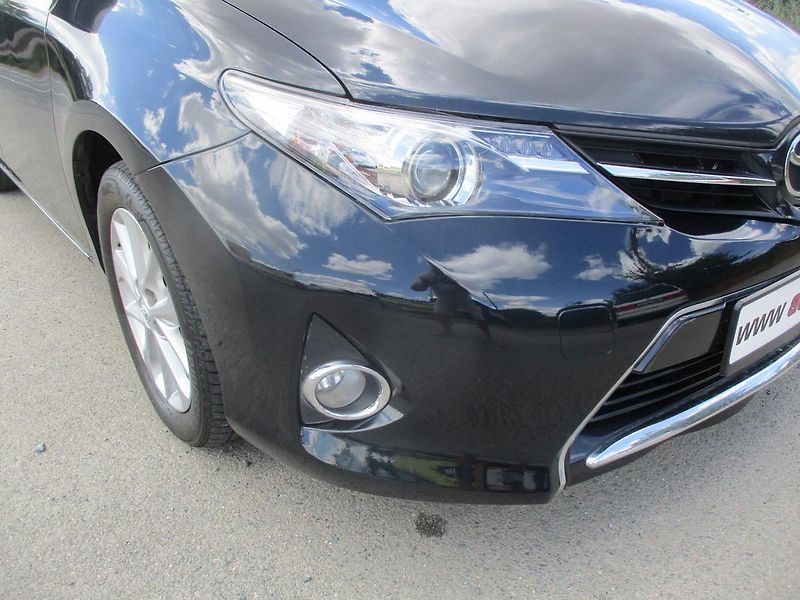 Toyota Auris 1.6i VVTi*AUTOM*NAVI*VÝHŘEV*TZ - fotka 26 z 47