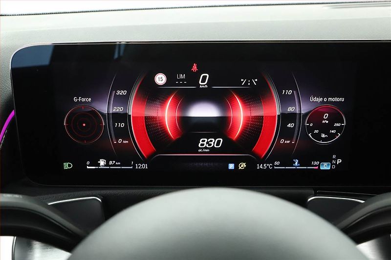 Mercedes-Benz GLB (2025) 200 d, AMG Line, Navigace - fotka 10 z 30