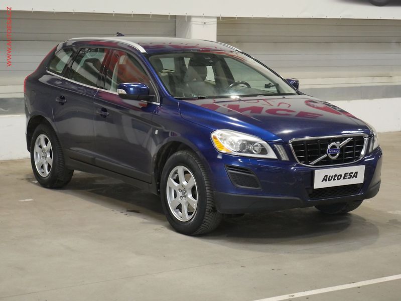Volvo XC60 (2013) 2.4d 4x4, ČR, Xenon, kůže - fotografie inzerátu