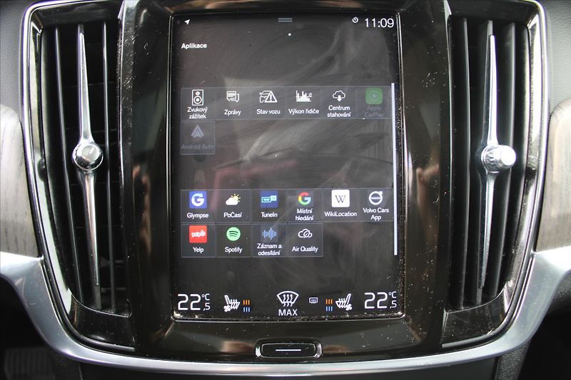 Volvo V90 2.0 B5 173kW AWD INSCRIPTION - fotka 21 z 30