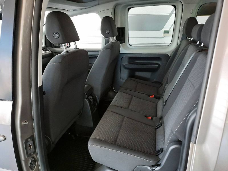 Volkswagen Caddy (2018) Maxi 1.4 TSI (92kW/125k) 7 mís - fotka 8 z 23