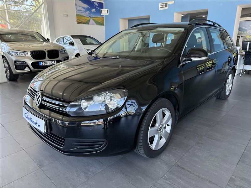 Volkswagen Golf 1,6   77kW,2.MAJITEL - fotka 3 z 22