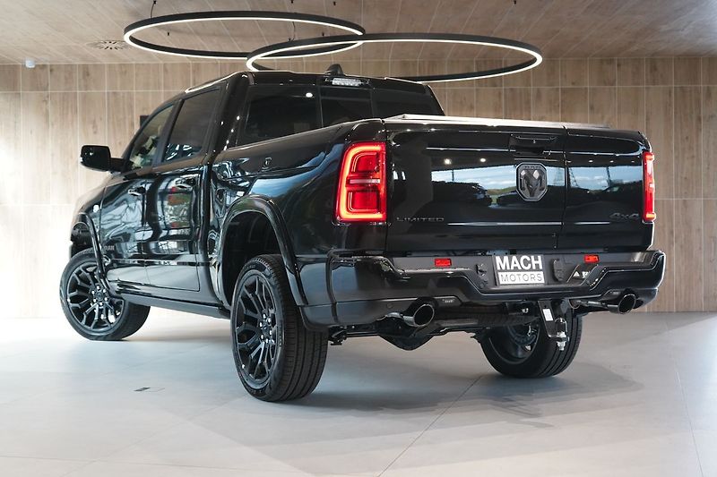 Dodge RAM (2026) 1500 Limited  V8 2026 - fotka 11 z 50