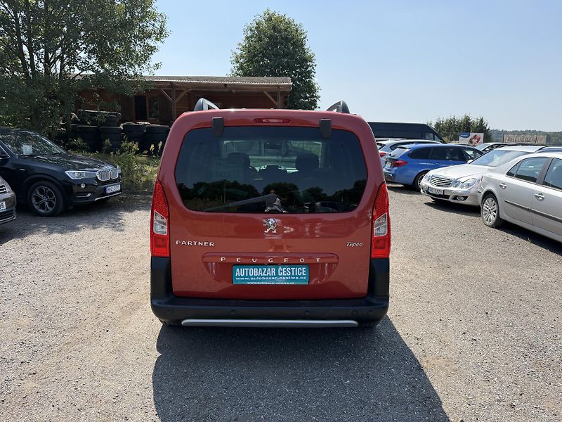 Peugeot Partner - fotka 5 z 23