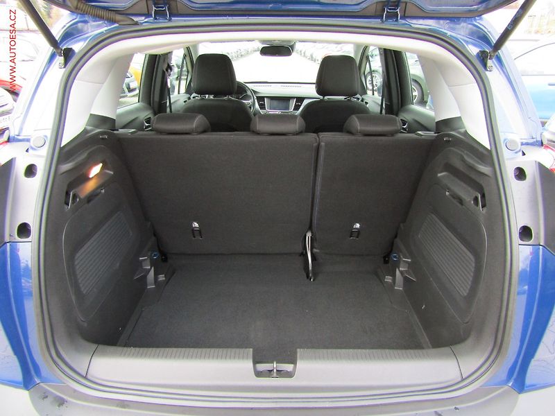 Opel Crossland X (2019) 1.2T, 1.maj,ČR, AC, park - fotka 7 z 18