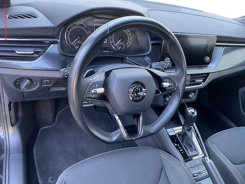 Škoda Scala (2020) 1.5 TSi, Style, DSG, kamera - fotka 12 z 19
