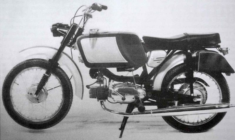 Takto vypadala Jawa 50 typ 23 Mustang v samotném závěru výrobního cyklu