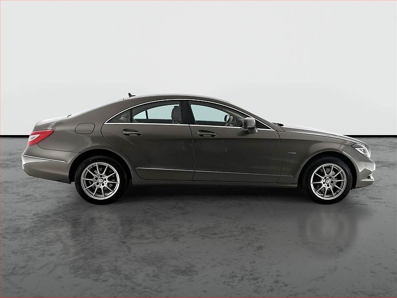 Mercedes-Benz CLS (2011) 350 CDI, Automat, Kůže, Navi - fotka 6 z 21