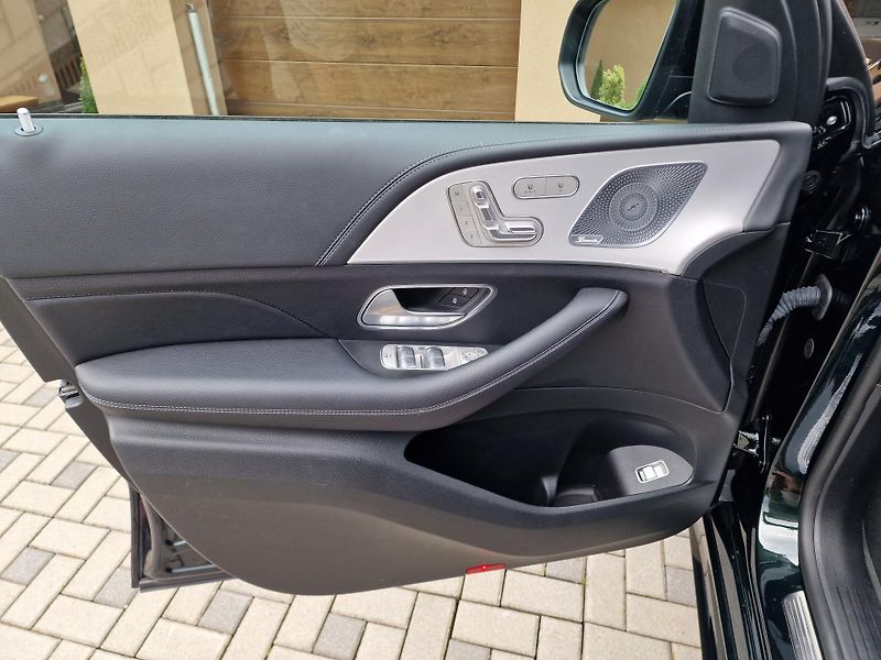 Mercedes-Benz GLE (2020) 3.0 /200kW - fotka 11 z 24