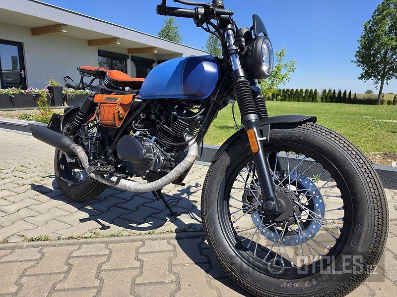 Brixton Rayburn 125 (2023) Bobber - fotka 2 z 12