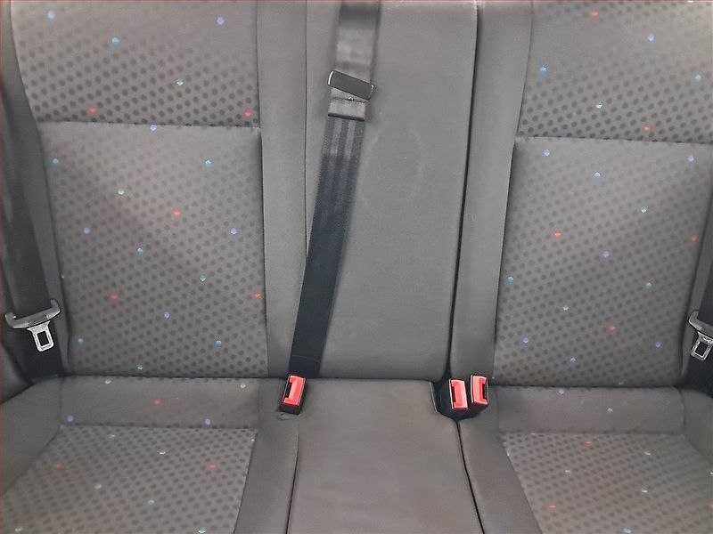 Volkswagen Polo (2003) 1.2, Serv.kniha, nová STK - fotka 10 z 17