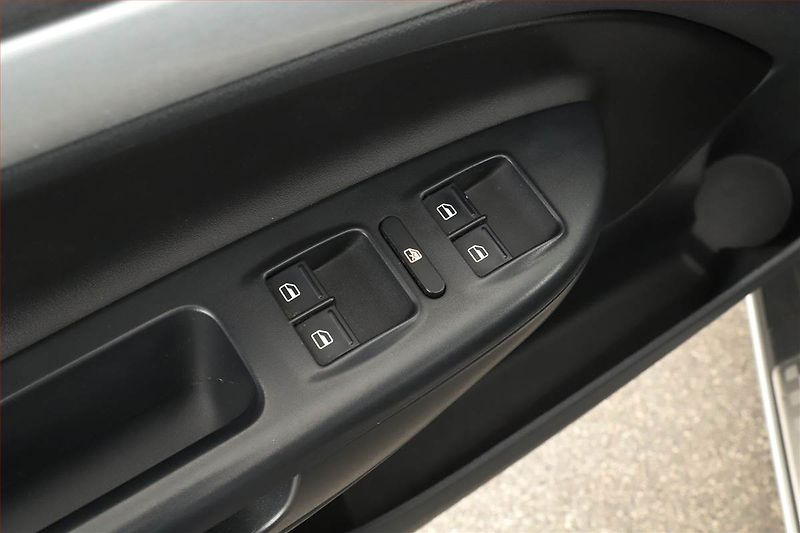 Škoda Octavia (2011) RS 2.0 TSI, Xenony, Tempomat - fotka 13 z 13