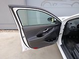 Hyundai i30 START 1.4 73kW ČR 1.MAJITEL - náhled 23