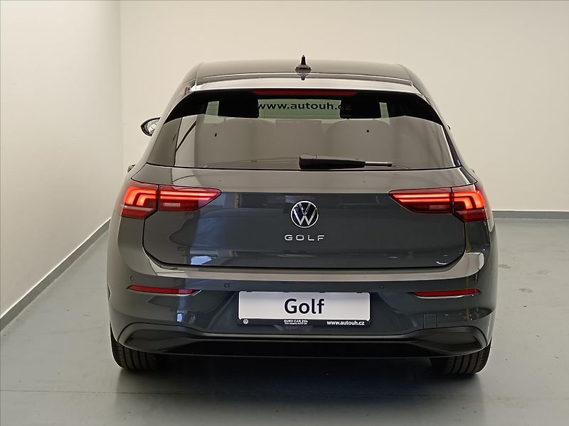 Volkswagen Golf (2025) 1,5   eTSI People - fotka 5 z 16