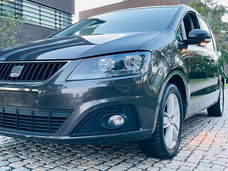 Seat Alhambra 2.0TDI MANUÁL 7MÍST SERVISKA - fotka 49 z 50