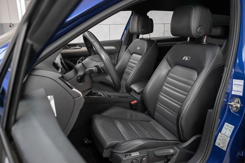 Volkswagen Passat 2.0TDI 147 R-LINE*TAŽNÉ*DPH*ČR - fotka 34 z 45