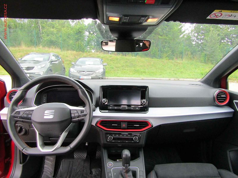 Seat Ibiza (2023) 1.5TSi, 1.maj,ČR, FR, DSG - fotka 8 z 18