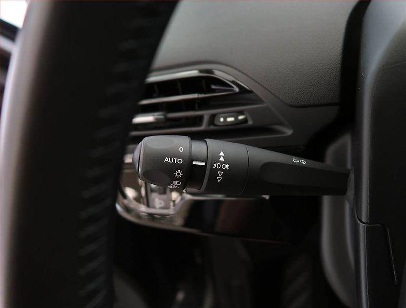 Citroën Grand C4 SpaceTourer (2022) 1.2 T, 7 míst, Serv.kniha - fotka 21 z 22