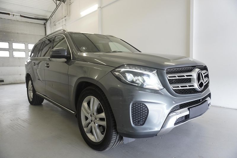 Mercedes-Benz GLS (2017) GLS  350 SUV 4MATIC 9G-TRONIC - fotka 3 z 33